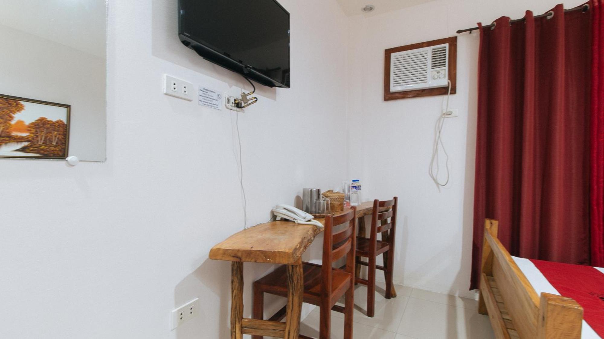 Reddoorz Plus @ Jollydays Hotel Nueva Ecija San Jose  Exterior foto